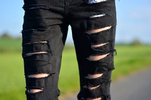 ripped jeans summer miley cyrus